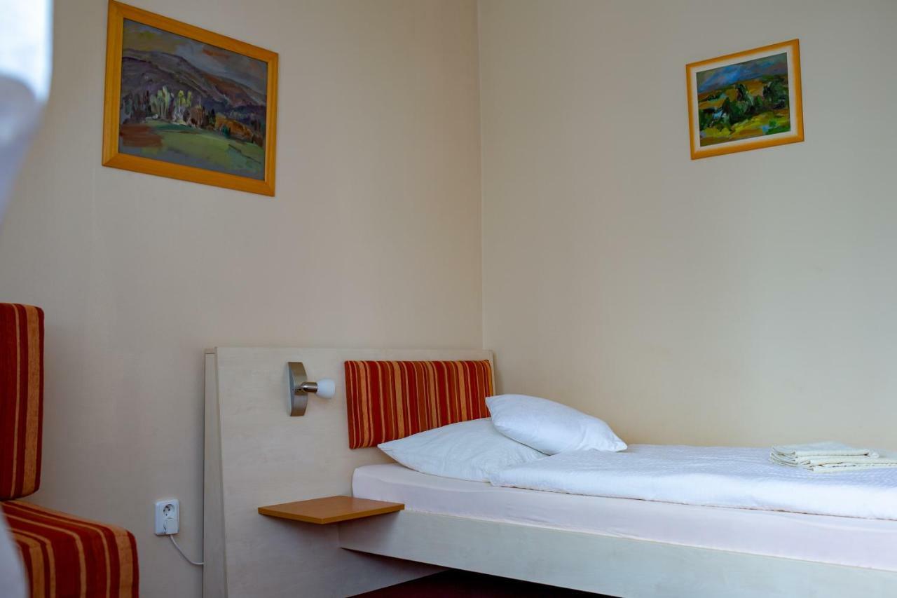 Penzion Na Kurtech Opava Extérieur photo