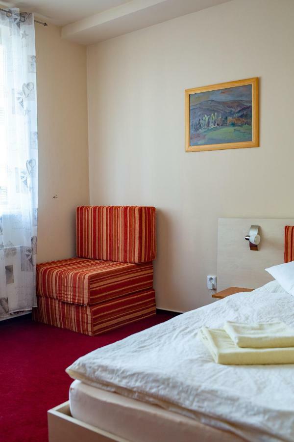 Penzion Na Kurtech Opava Extérieur photo