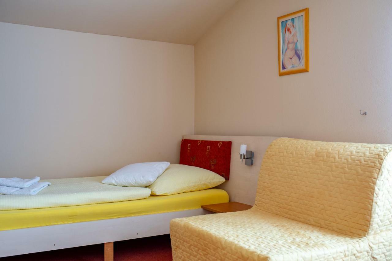 Penzion Na Kurtech Opava Extérieur photo