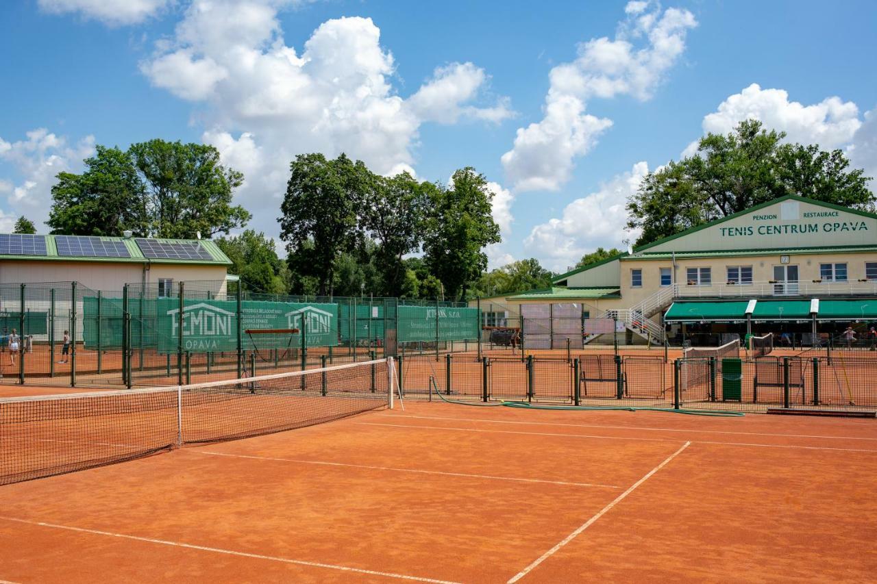 Penzion Na Kurtech Opava Extérieur photo